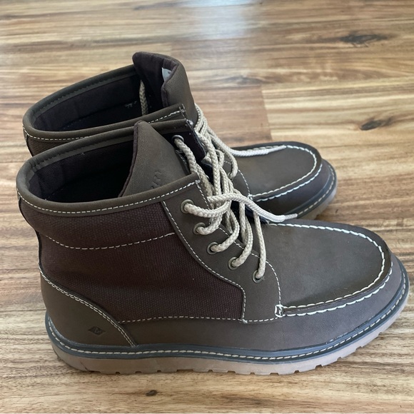 Sperry Top Sider Brown Boy Leather Hi Top Rudder Size 4M Boat Shoe Lined Boot - Picture 4 of 5